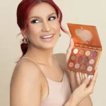 Paleta de Sombras Sassy Love 16 Tonos Nude Alissha