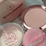 Polvo Suelto Rosado Translucent 2 en 1 Mini  Bloomshell